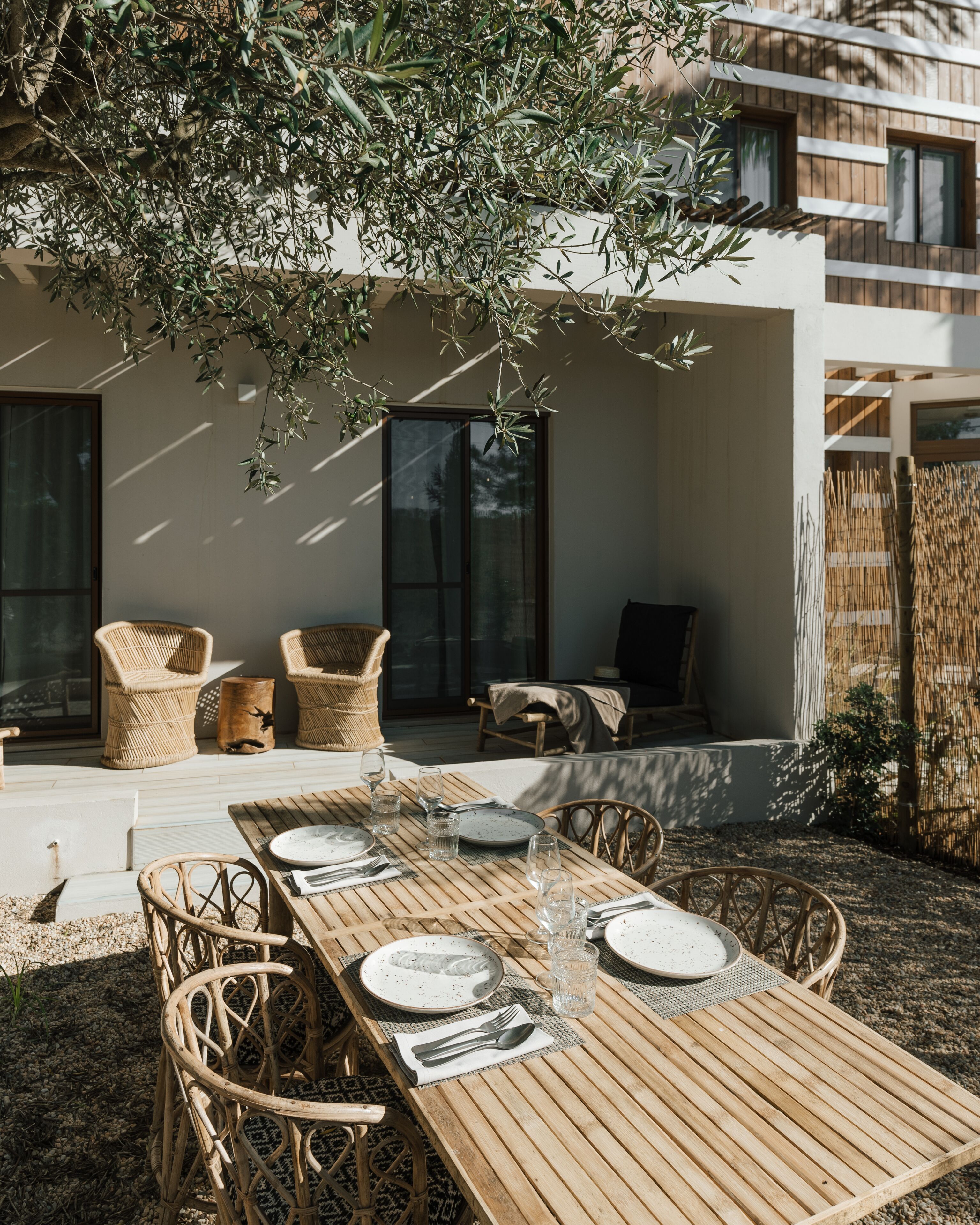 Suite Studio Supérieure, 1 très grand lit, patio, vue jardin | Vue de la chambre