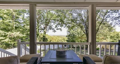 Large, private home mins to Silver Dollar City!