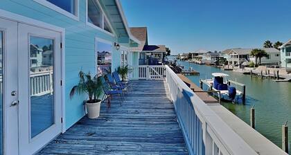 Sandy Oasis | Pet Friendly, Waterfront, Boat Dock!