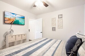 1 bedroom, WiFi, bed sheets