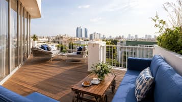 Penthouse, 1 cama King size (Roma) | Ropa de cama de alta calidad, edredón y minibar