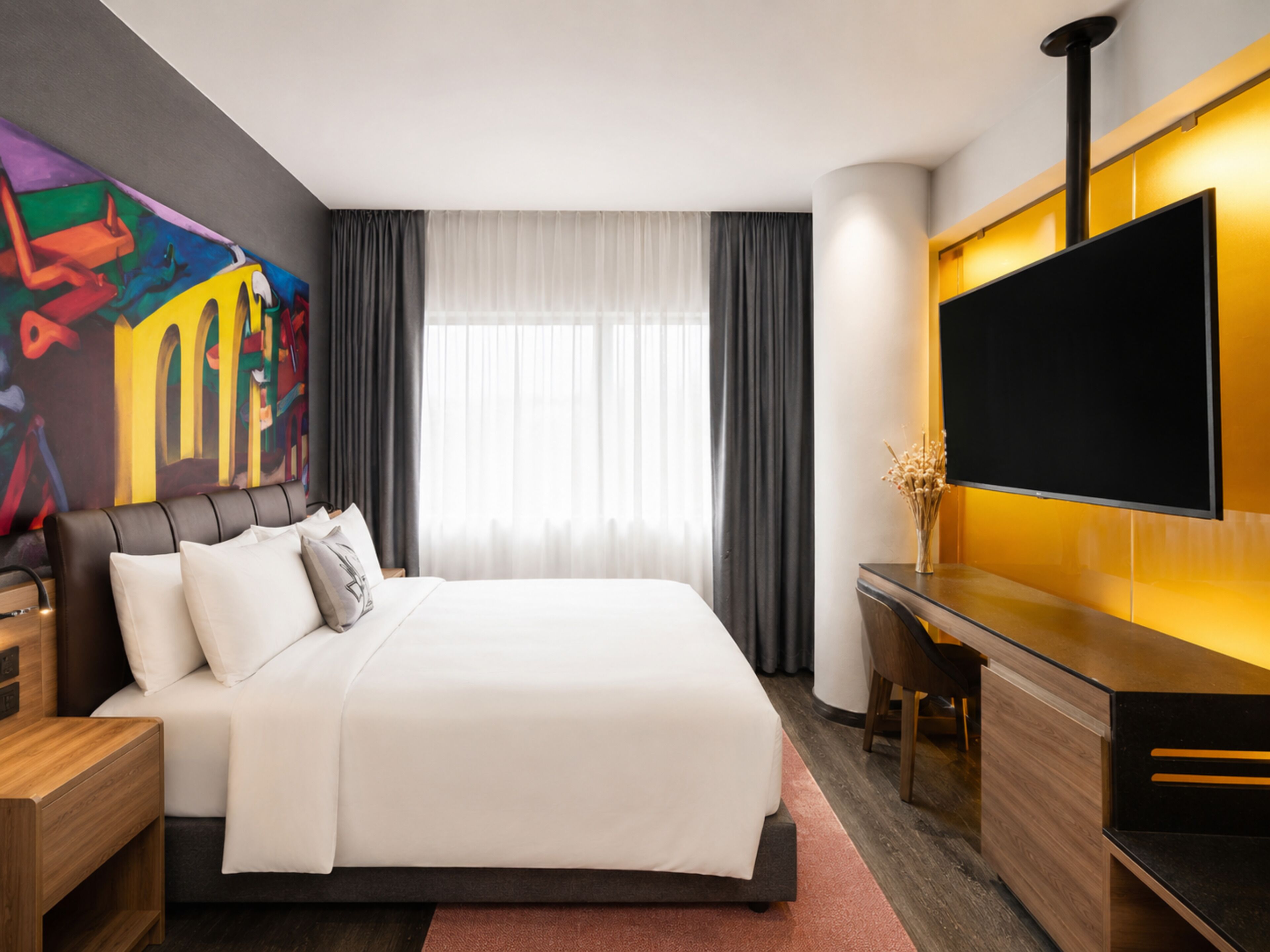 Suite, 1 King Bed, Corner (Corner) | Premium bedding, down comforters, minibar, in-room safe