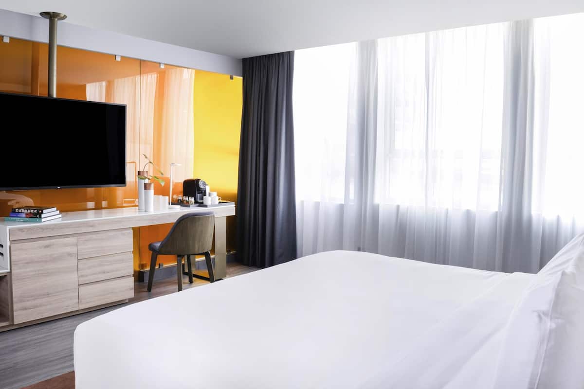 1 quarto, roupas de cama premium, edredons de pluma, frigobar