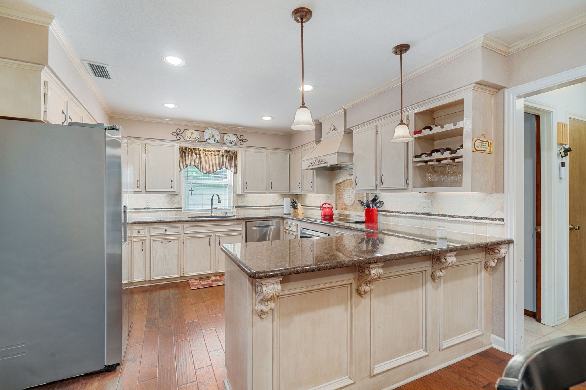 Spacious 4-Bdrm w Hot Tub Minutes from Everything!
