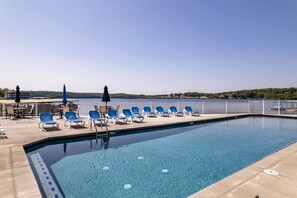 Pool - Golden Reef - Comfortable 2 Bdrm condo (Osage Beach)
