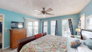 2 habitaciones, tabla de planchar con plancha y cuna de viaje 