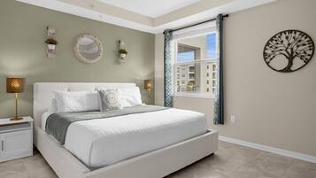 3 slaapkamers, een strijkplank/strijkijzer, wifi, beddengoed