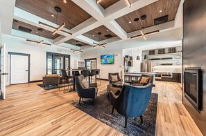 Business centre - Beautiful chic modern one bedroom (Colorado Springs)