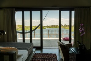 Deluxe Room | Lake view