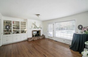 Interior - Pool and EVENTS welcome. (Jonesboro)