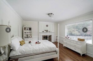 1 bedroom, desk, free WiFi, bed sheets - Pool and EVENTS welcome. (Jonesboro)