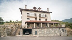 Front of property - Casa Aurita (Ansó)