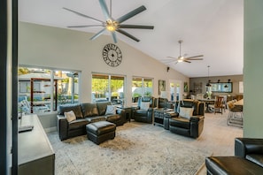 Interior - Scottsdale Gem - Remodeled, Pool, Hot Tub (Scottsdale)