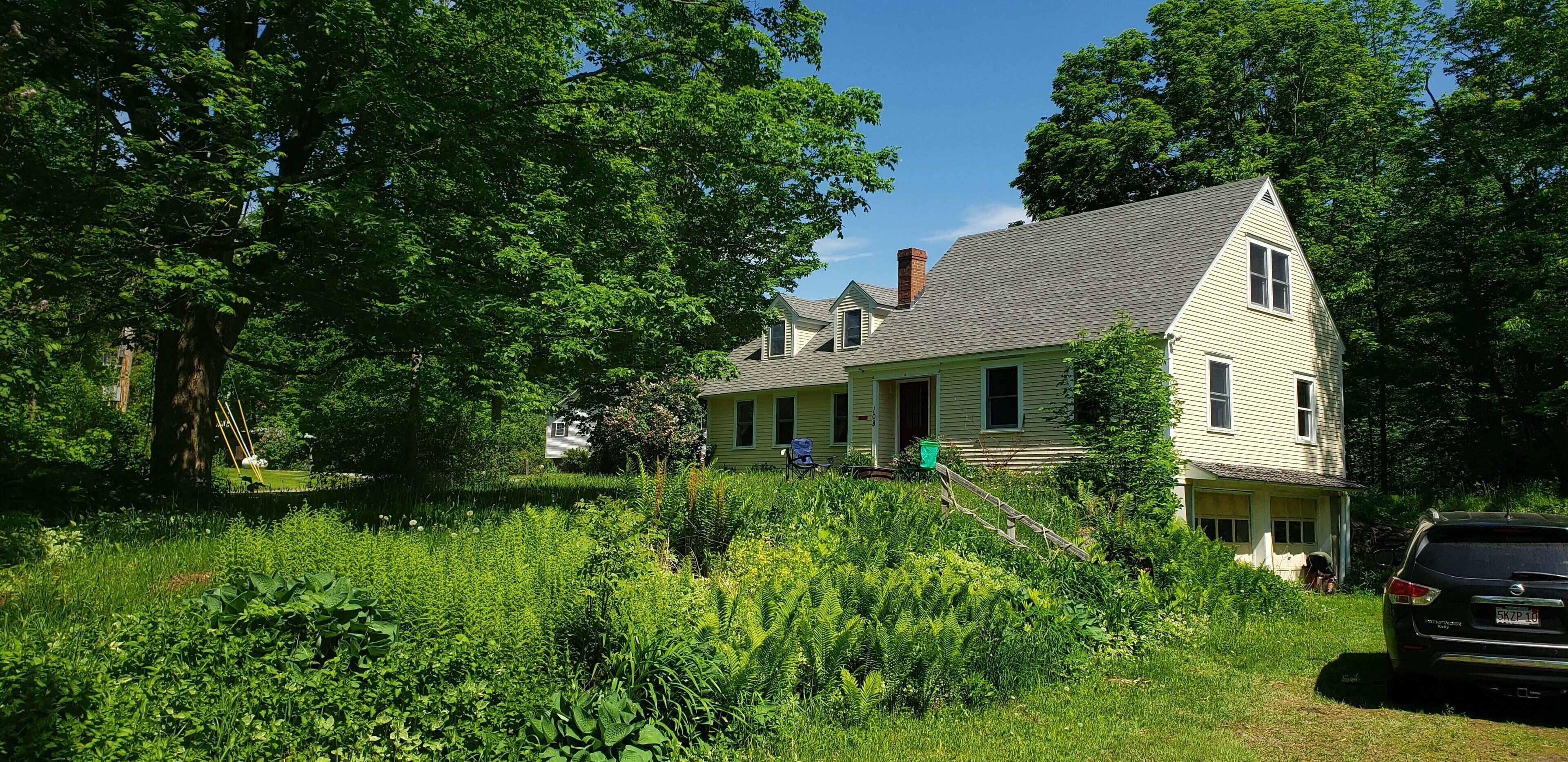 Come Visit SkiCasa! A Cozy Cape near Okemo, Killington, Woodstock, & Echo Lake
