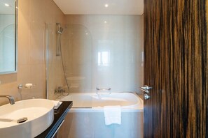 Duschwanne, Bidet