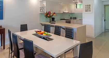 Poinciana 101 Hamilton Island - centrally located, oceanviews, buggy and transfers