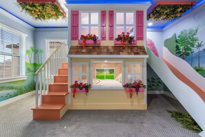 5 bedrooms, iron/ironing board, travel crib, free WiFi