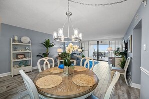 Dining - 1st Floor 2 Bedroom Brigadune on Shore Drive (Myrtle Beach)
