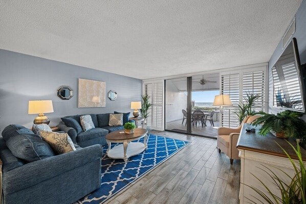 TV - 1st Floor 2 Bedroom Brigadune on Shore Drive (Myrtle Beach)