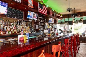 Bar (en la propiedad)