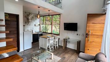 Exclusive Cabin | 1 bedroom, bed sheets