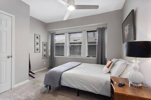 2 bedrooms, iron/ironing board, travel cot, free WiFi