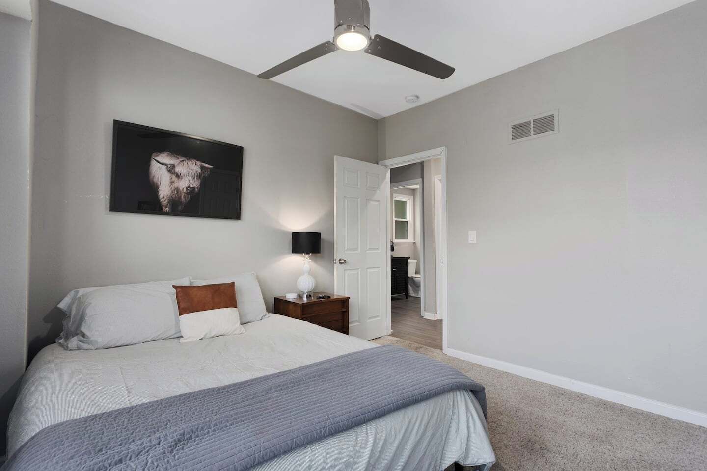 2 bedrooms, iron/ironing board, travel crib, free WiFi