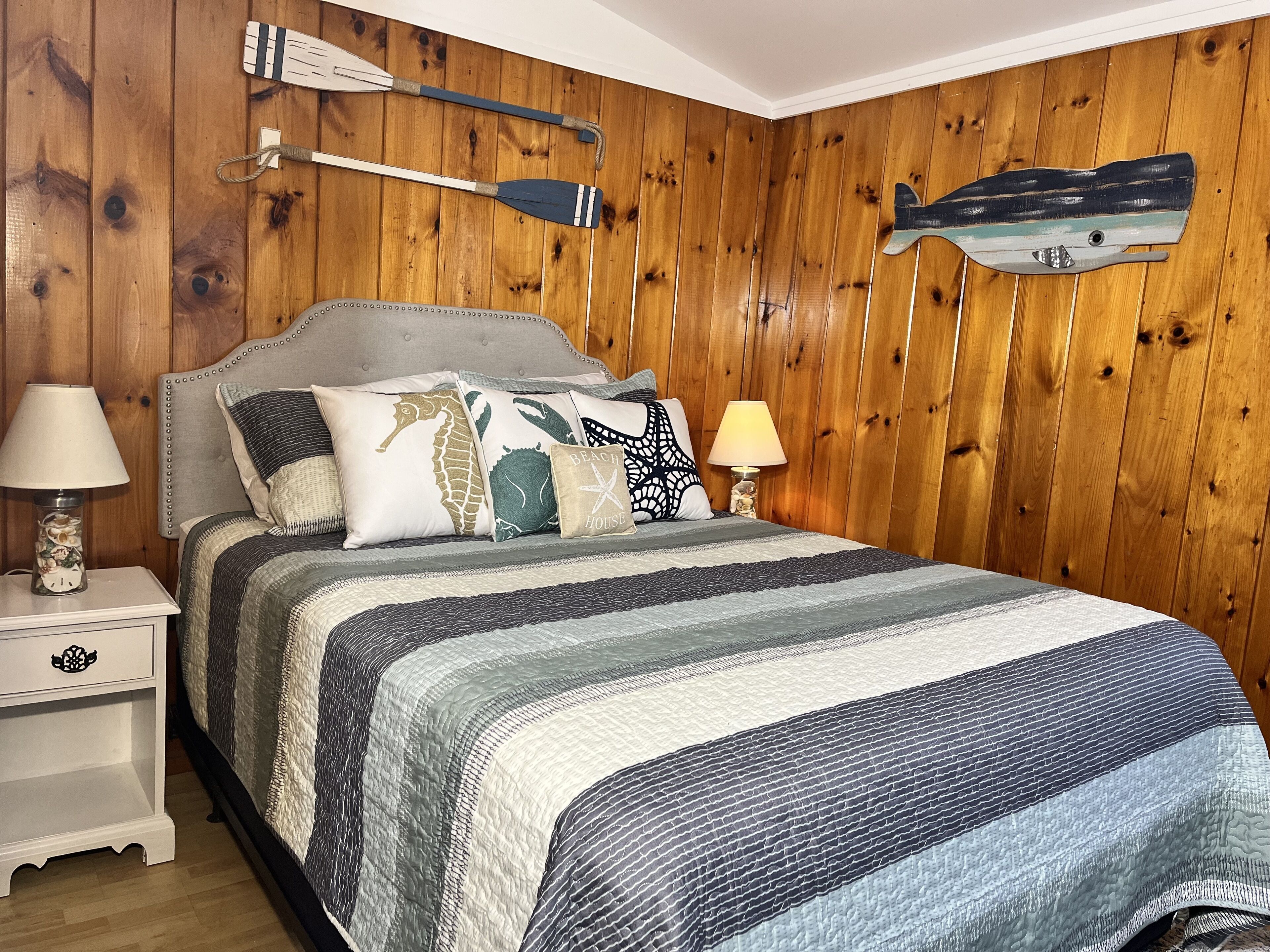 3 bedrooms, iron/ironing board, travel crib, free WiFi