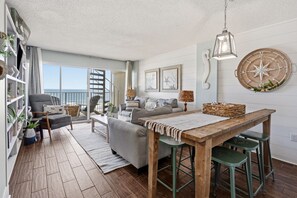 Interior - Luxury, condo w/oceanfront panoramic views, indoor pool, Jacuzzi, and private rooftop terrace (North Myrtle Beach)