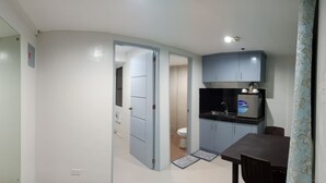 基础双人房 | 客房内用餐