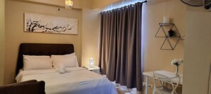 1 bedroom, iron/ironing board, free WiFi, bed sheets - Condo Deluxe near NAIA Terminal 3 (Pasay)
