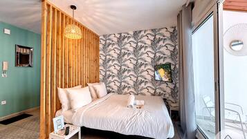 Bügeleisen/Bügelbrett, kostenloses WLAN, Bettwäsche