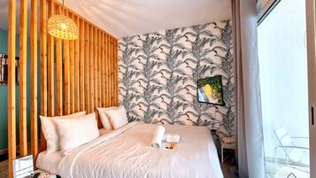 BĂŒgeleisen/BĂŒgelbrett, kostenloses WLAN, BettwĂ€sche