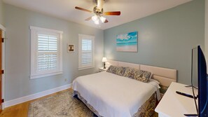 2 habitaciones, tabla de planchar con plancha, wifi y ropa de cama 