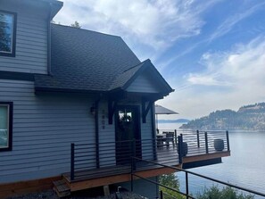 Exterior - CDA Lakeview Escape (Harrison)