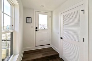 Interior - 26th and Pacific with Ocean Views! (Virginia Beach)