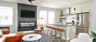 26th and Pacific with Ocean Views!