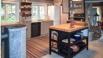 Réfrigérateur, plaque de cuisson, lave-vaisselle