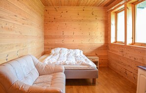 4 bedrooms, free WiFi