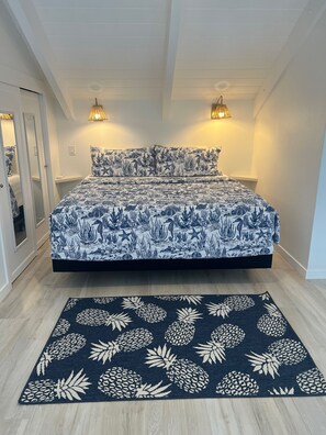 2 bedrooms, free WiFi, bed sheets - Aloha Maui Condos (Lahaina)