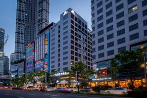 Exterior - S Stay Dongtan Hotel (formerly Days Hotel Dongtan) (Hwaseong)