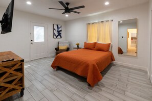 2 Schlafzimmer, Bügeleisen/Bügelbrett, Internetzugang