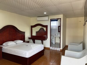 Habitación Deluxe | Ropa de cama hipoalergénica y decoración personalizada