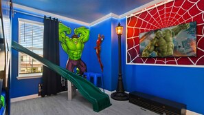 Children's area - Spider Man/Harry Potter Rooms/Marvel Gameroom~7BR (Davenport)