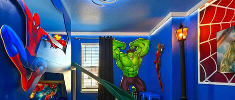 7 quartos, ferros/tábuas de passar roupa, Wi-Fi, roupa de cama