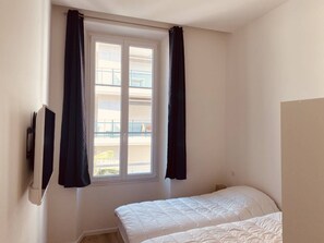 2 bedrooms, free WiFi