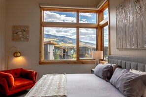 3 soverom, strykejern/-brett, wi-fi (inkludert) og sengetøy