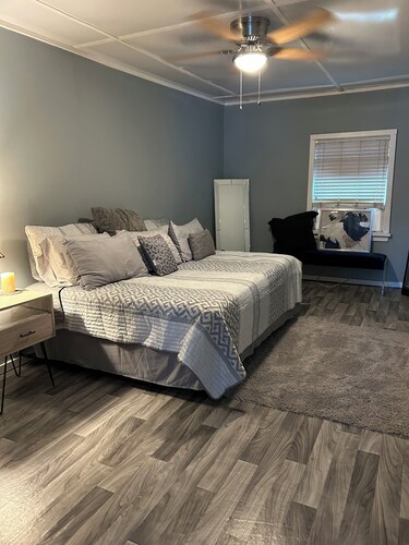 Cozy barn apartment great for travel nurses in South Mississippi Gulf Coast area