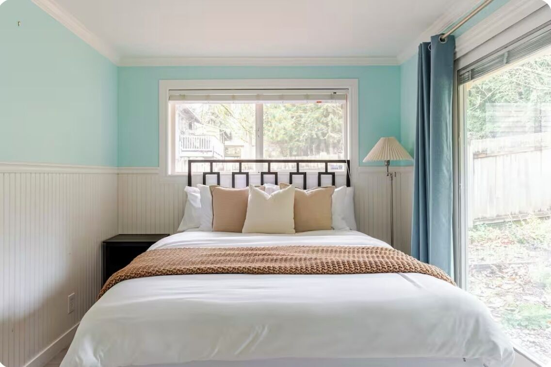 3 soverom, skrivebord, strykejern/-brett og wi-fi (inkludert)