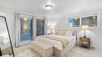 4 habitaciones, escritorio, tabla de planchar con plancha y wifi gratis